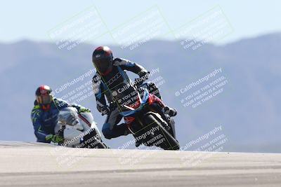 media/Oct-13-2025-Moto Forza (Mon) [[a66d839500]]/2-A Group/Session 4 (Turn 9)/